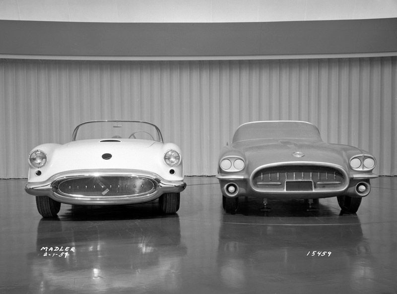 Illustration for article titled Oldsmobile F-88: Archive Photos